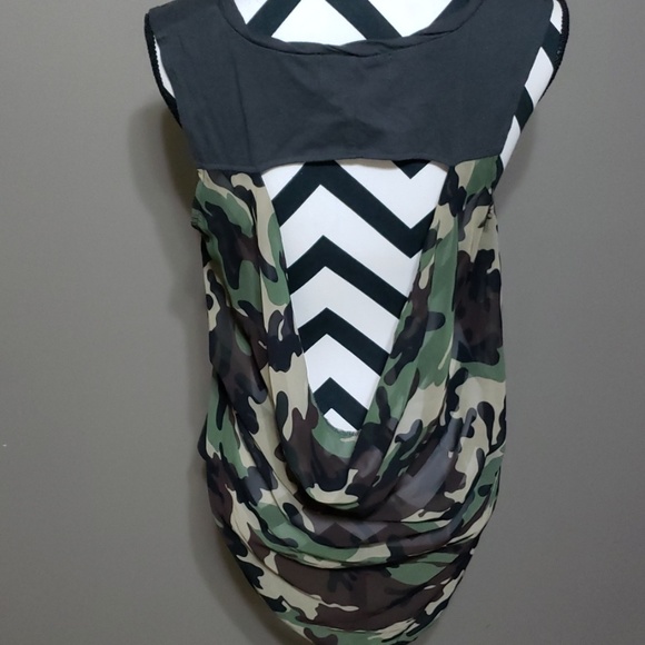 Backless Rocker Top Sz. XL - Picture 3 of 5